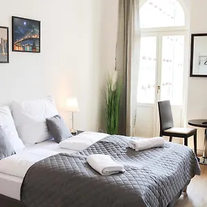 Apartmanhotel Rose And Prága